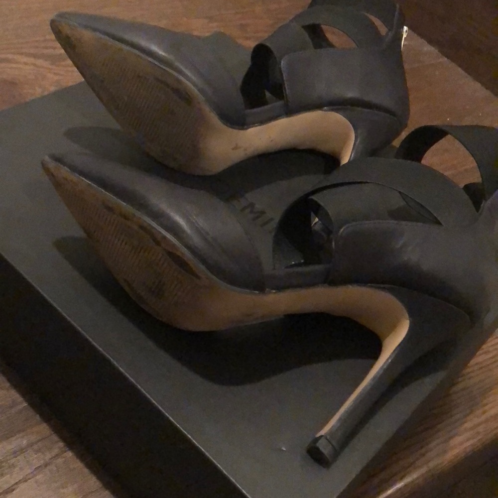 Shoemint Elastic Wrap Pumps - image 5